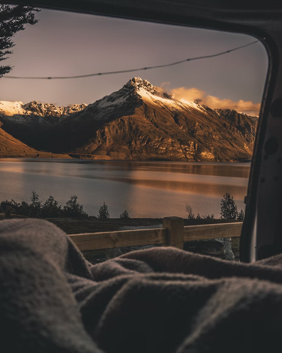 A mountain over a lake